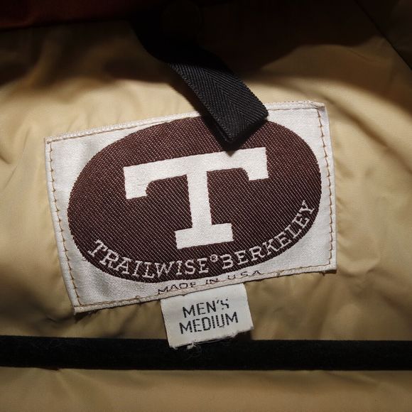 Vintage Trailwise Berkeley CA Mens Puffer Down Jacket Size Medium Rust-Orange - Picture 11 of 13